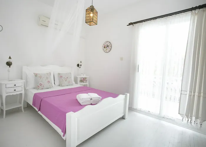 Morlimon Pensión Alaçatı